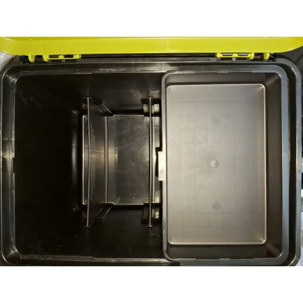 Caixa De Pesca Daisen DS 5000-BK Preta
